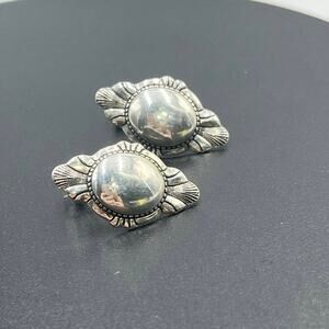 Native American Navajo Vintage Sterling Silver Domed Ornate Pierced‎ Earrings